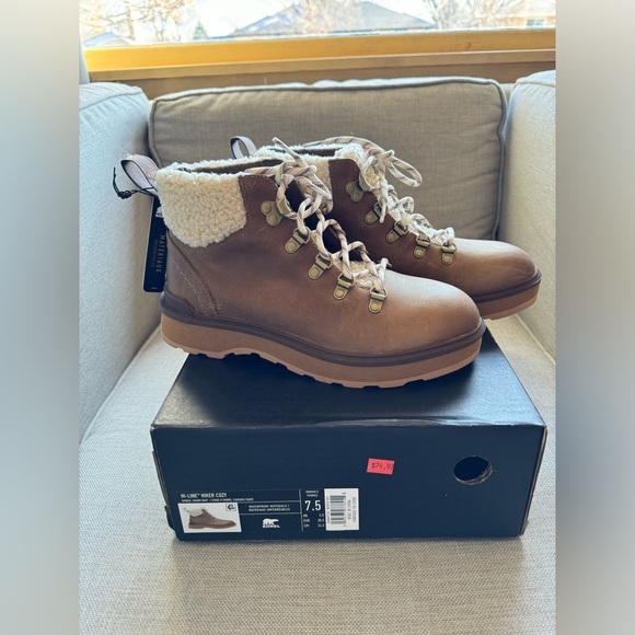 Sorel Women's Lace Up Boots - Brown and Cream - Picture 2 of 12